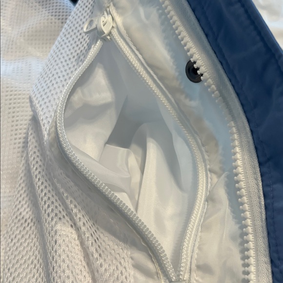 Columbia jacket. - Picture 13 of 16